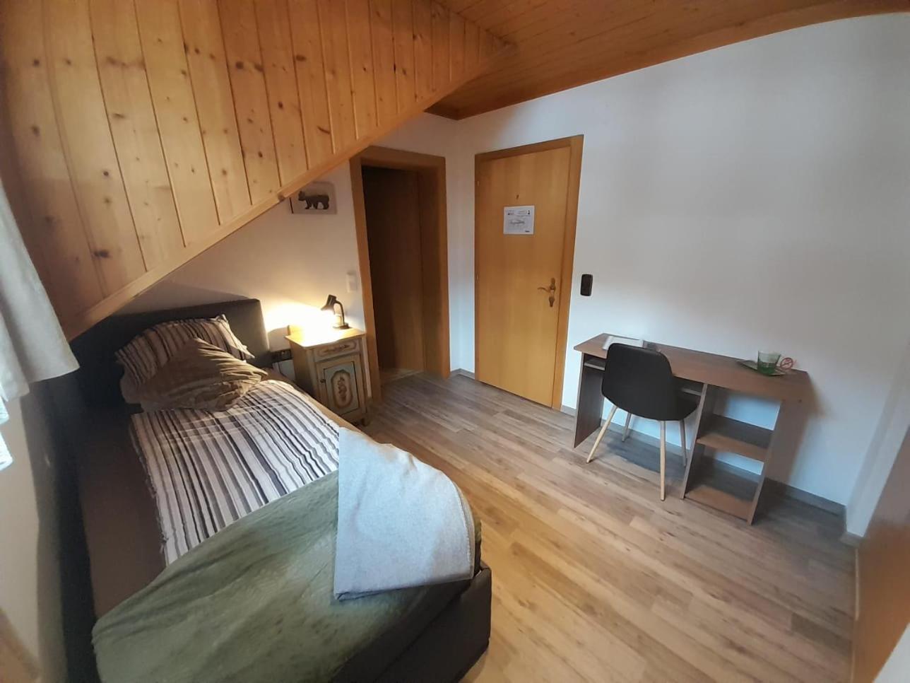 Hotel-Gasthof Lammersdorf ميلستاف الغرفة الصورة